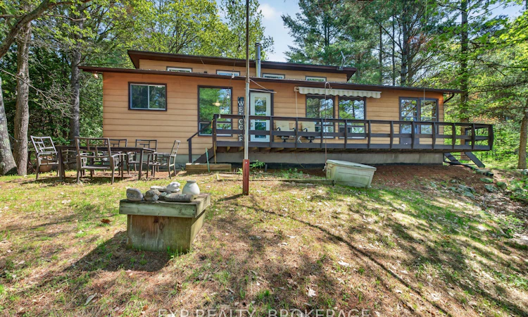 1126 Richmond Lane