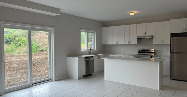 14 Bird Street E, Norfolk County, ON, N3Y 0G9 - 7