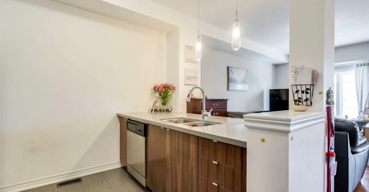 36-541 Winston Road, Grimsby, ON, L3M 0C5 - 5