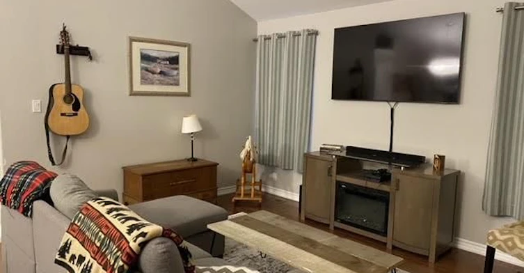 24 Beall Street, Kawartha Lakes, ON, K9V 6J6 - 4