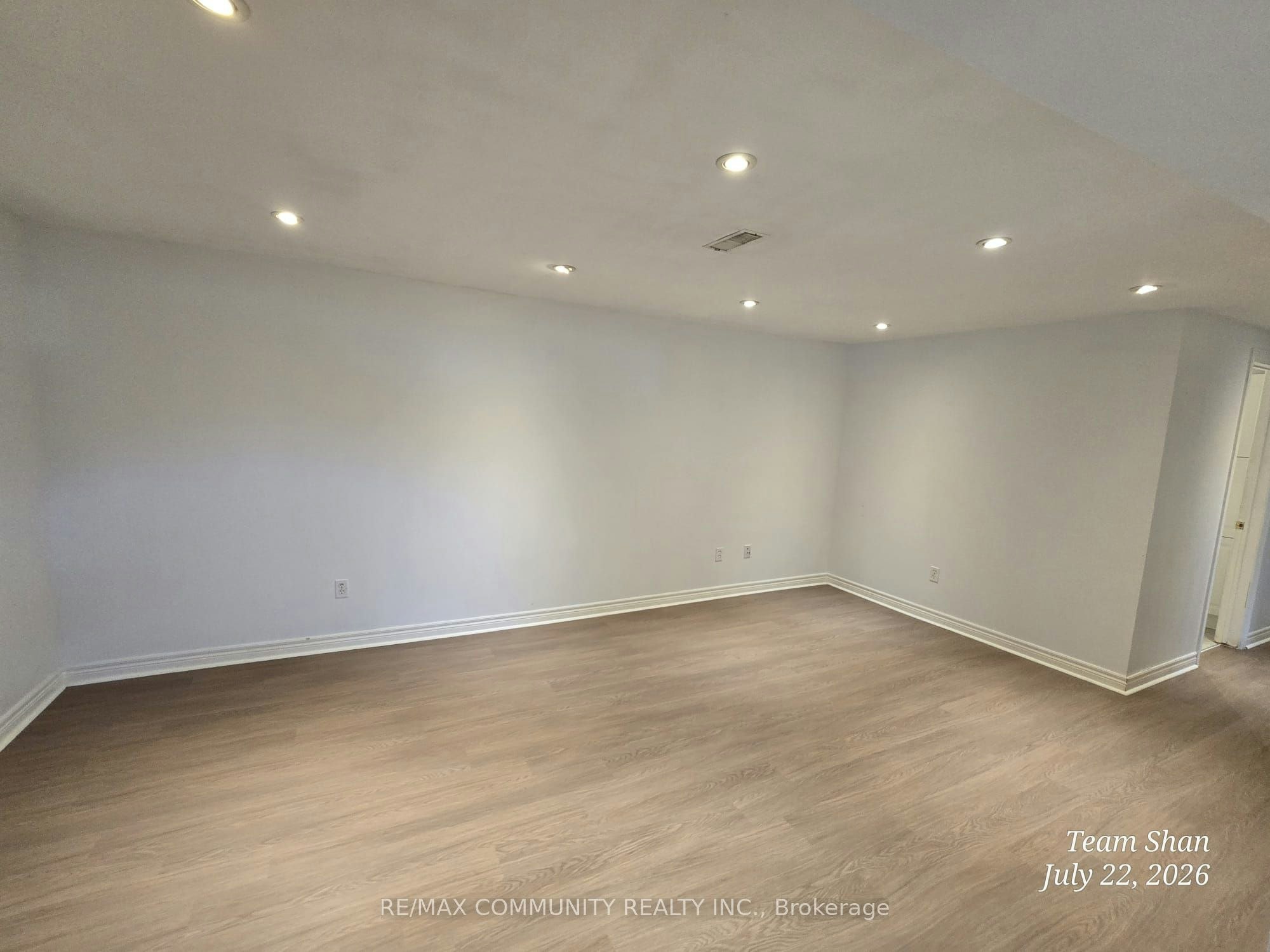 BSMT-166 St Lawrence Drive, Welland, ON, L3C 7H3 - 6
