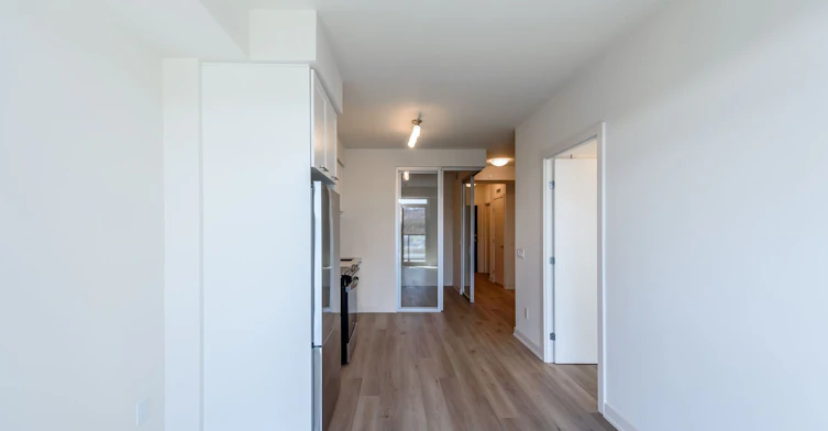 701-385 Winston Road, Grimsby, ON, L3M 0J3 - 7