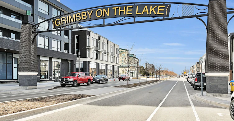 701-385 Winston Road, Grimsby, ON, L3M 0J3 - 28