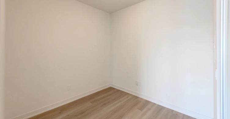 701-385 Winston Road, Grimsby, ON, L3M 0J3 - 11