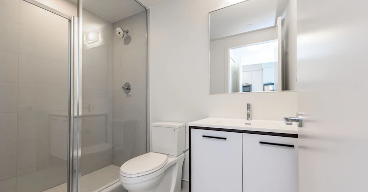 701-385 Winston Road, Grimsby, ON, L3M 0J3 - 20