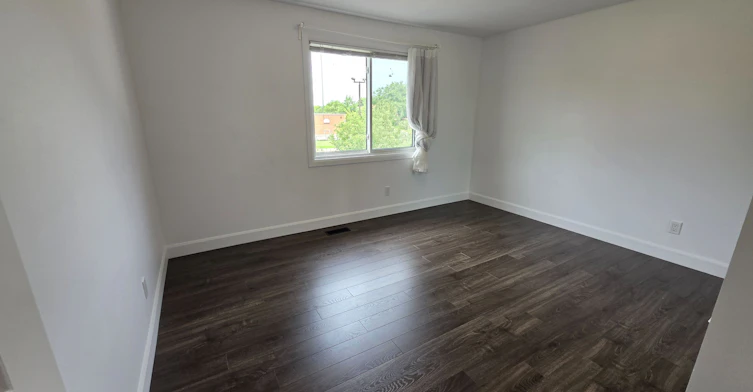 127 Dewitt Road, Hamilton, ON, L8G 4E3 - 22