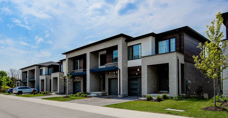 7-350 River Road, Cambridge, ON, N3C 0H4 - 2