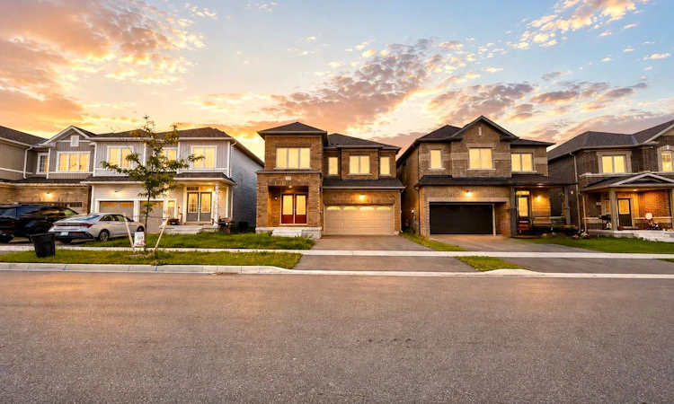 363 Leanne Lane