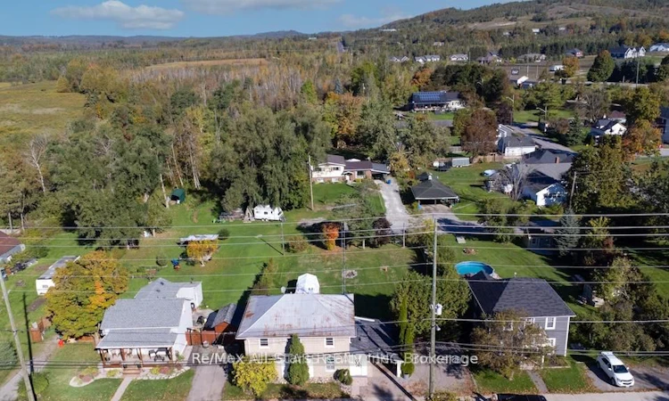 1463 Highway 7a N/A