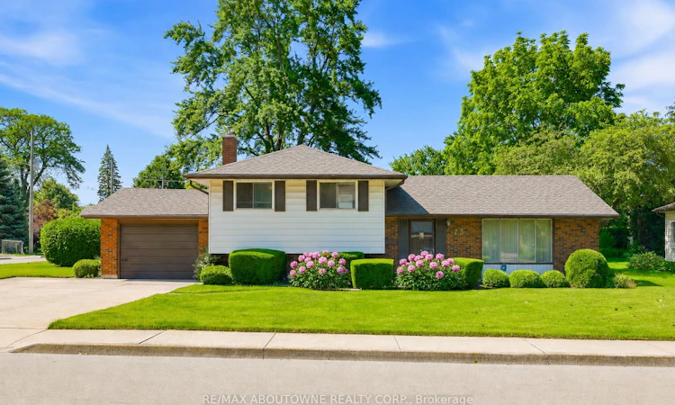 73 Price Avenue