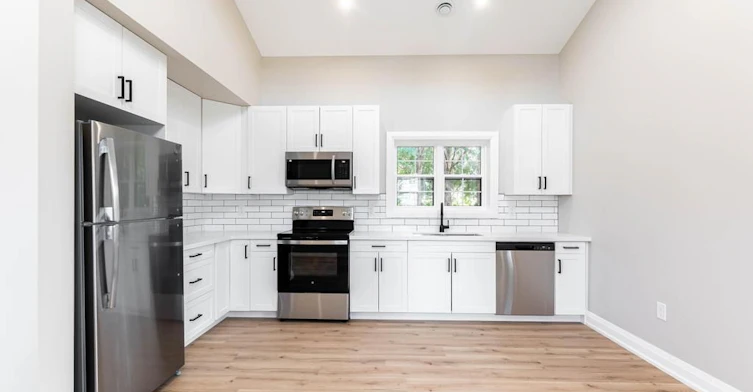 Grdn-309 Cranbrook Drive, Hamilton, ON, L9C 4T4 - 2