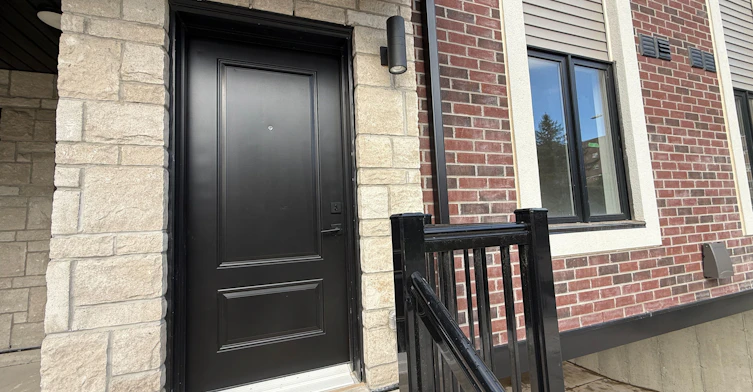 11-2 Slessor Boulevard, Grimsby, ON, L3M 3T2 - 2