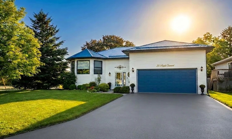 20 Argyle Crescent
