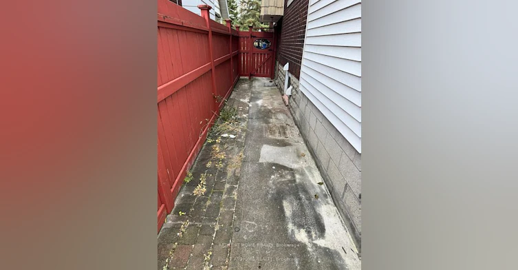 Bsmnt-1395 Dougall Avenue, Windsor, ON, N8X 1R6 - 2