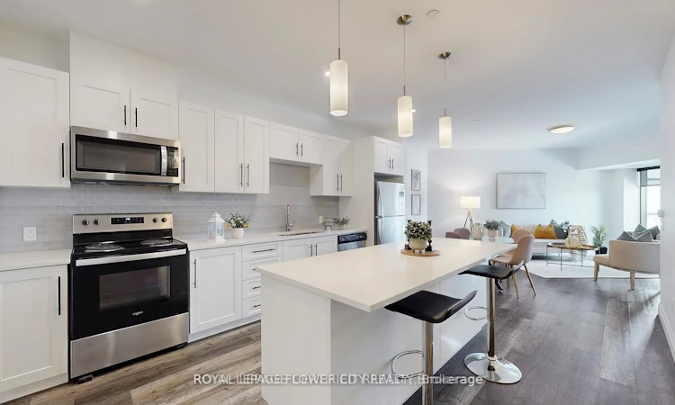 411-332 Gosling Gardens