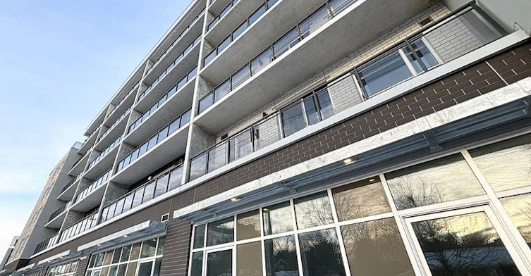 F504-275 Larch Street, Waterloo, ON, N2L 3R2 - 3