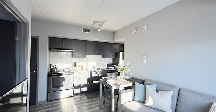 F504-275 Larch Street, Waterloo, ON, N2L 3R2 - 12