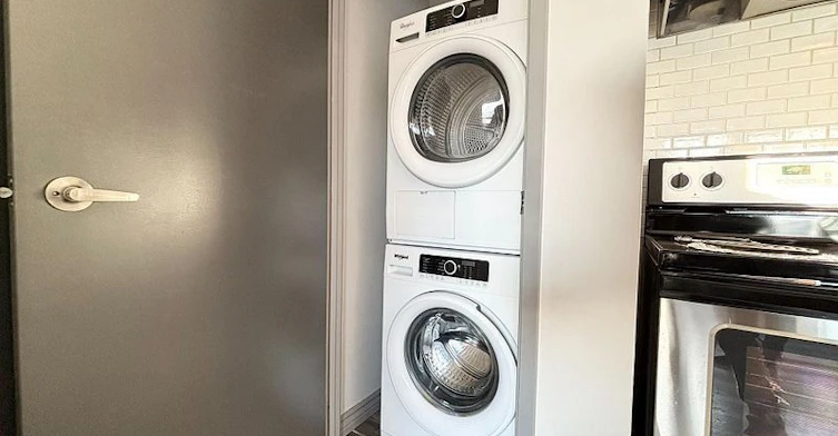 F504-275 Larch Street, Waterloo, ON, N2L 3R2 - 8