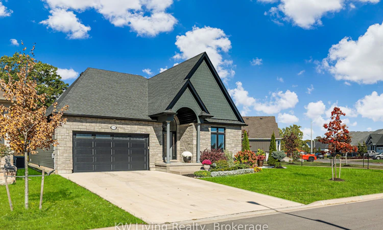 3340 Whispering Woods Trail