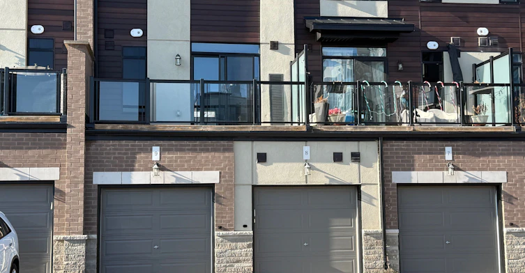 9-590 North Service Road, Hamilton, ON, L8E 0K5 - 3