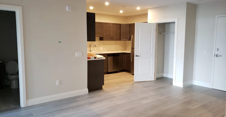 313-5 Wake Robin Drive, Kitchener, ON, N2E 3L2 - 5