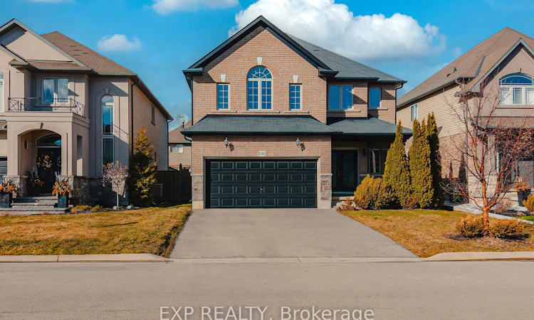 100 Garinger Crescent