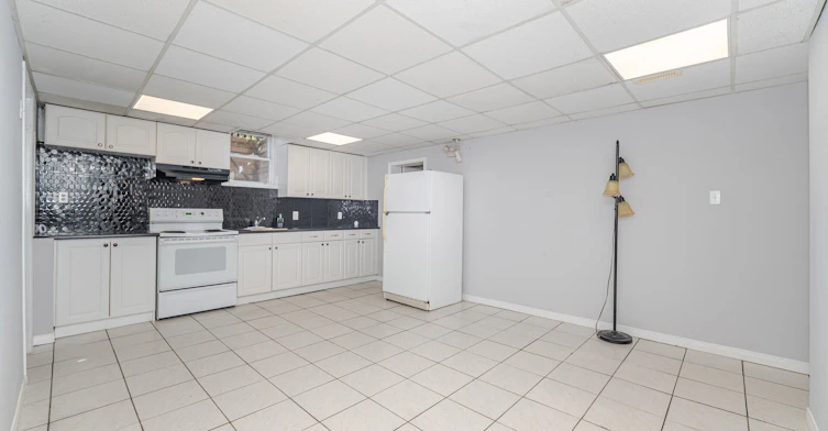 (Lower)-21 Beverley Street, Waterloo, ON, N2L 2H5 - 10