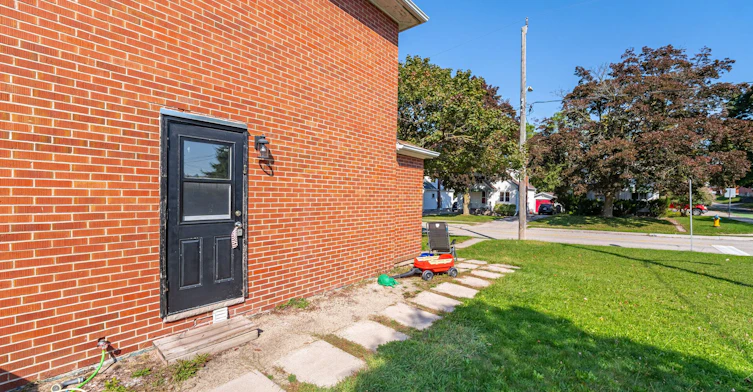 (Lower)-21 Beverley Street, Waterloo, ON, N2L 2H5 - 5