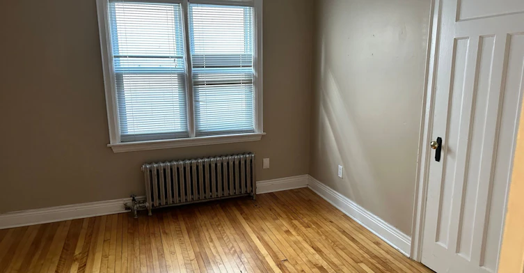 1062 Main Street W, Hamilton, ON, L8S 1B4 - 3