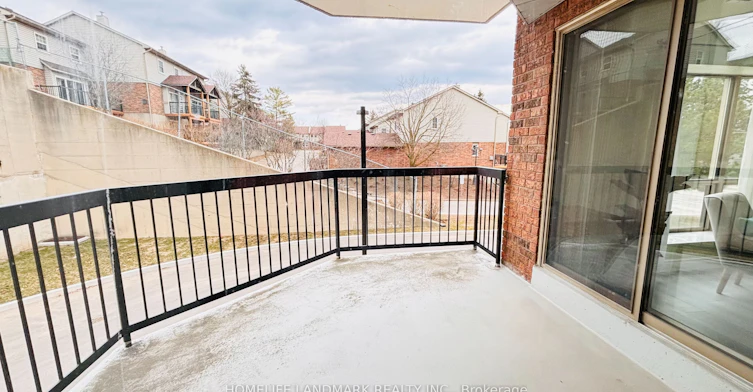 207-300 Keats Way, Waterloo, ON, N2L 6E6 - 33