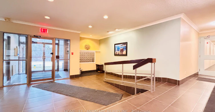 207-300 Keats Way, Waterloo, ON, N2L 6E6 - 6