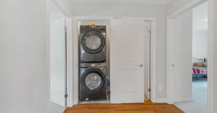 28-5672 Dorchester Road, Niagara Falls, ON, L2G 5S3 - 23
