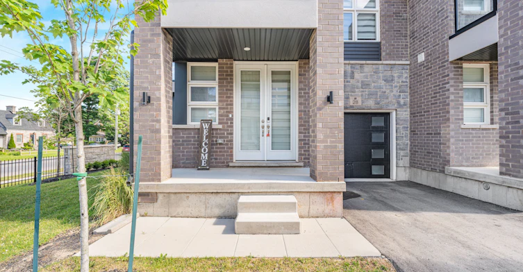 28-5672 Dorchester Road, Niagara Falls, ON, L2G 5S3 - 2