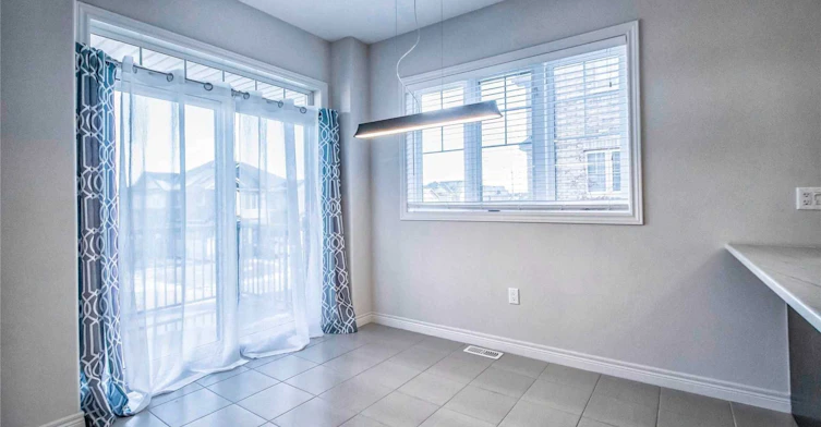 225 Westbank Trail, Hamilton, ON, L8J 0H4 - 7