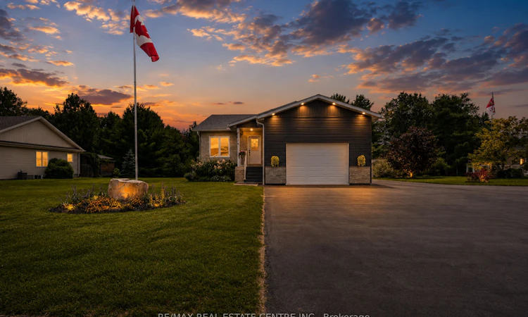 16 Williams Drive