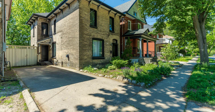 29 Arthur Street, Brantford, ON, N3S 3H4