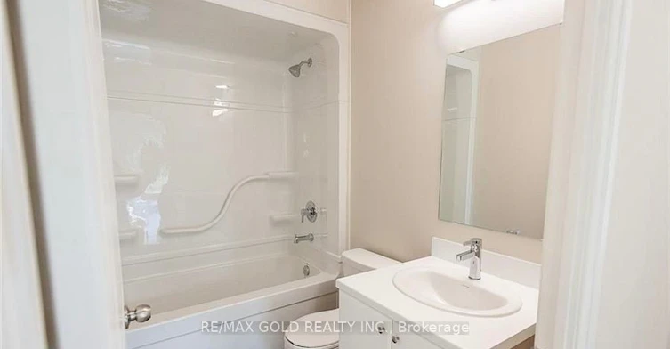 GL10-50 Herrick Avenue, St. Catharines, ON, L2P 2S4 - 21