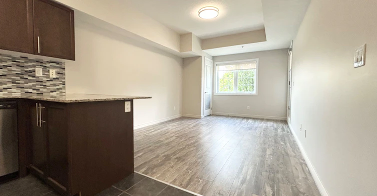 203-5 Rittenhouse Road, Kitchener, ON, N2E 2M8 - 6