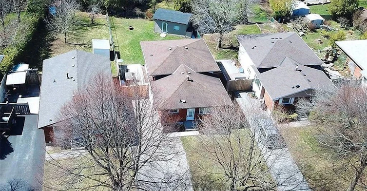 23 Barrett Crescent, London, ON, N6E 1T4 - 23