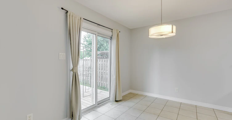 2206 Coronation Drive, London, ON, N6G 0B9 - 9