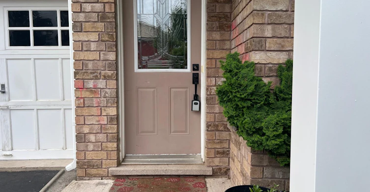 39 Golden Iris Crescent, Hamilton, ON, L8B 0R6