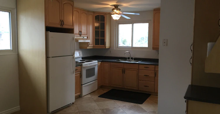 11 Lawnhurst Drive, Hamilton, ON, L8V 4N8 - 4