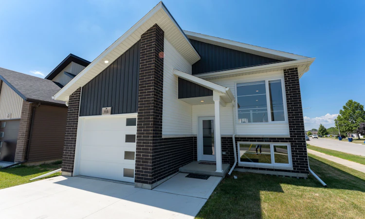 115 Howard Road