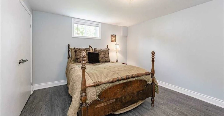118 Briarwood Crescent, Hamilton, ON, L9C 4C4 - 8