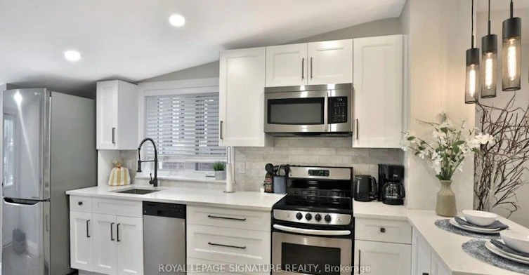 33 Hawthorne Avenue, Hamilton, ON, L8P 4P7 - 6