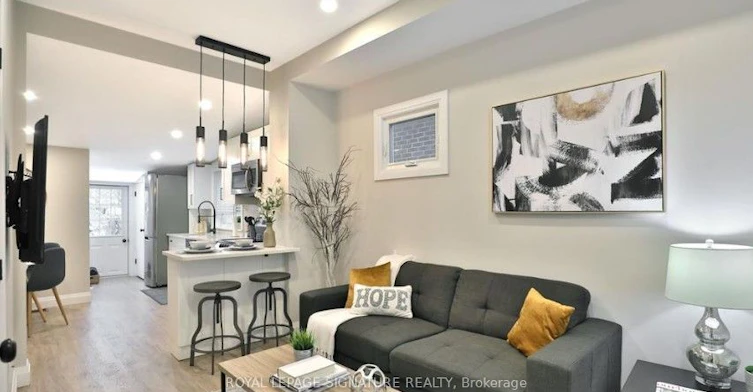 33 Hawthorne Avenue, Hamilton, ON, L8P 4P7 - 2