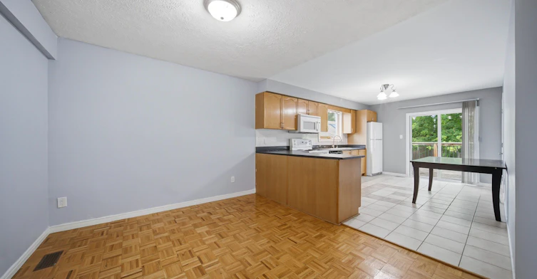 Upper-146 Bankside Drive N, Kitchener, ON, N2N 3E4 - 7