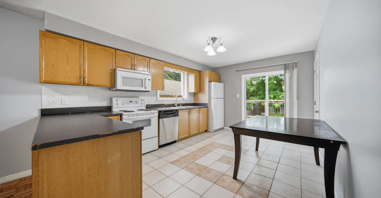 Upper-146 Bankside Drive N, Kitchener, ON, N2N 3E4 - 8