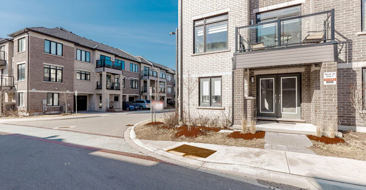 1007-585 Colborne Street, Brantford, ON, N3S 0K4 - 8