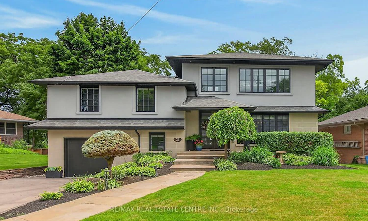 26 Freeland Court